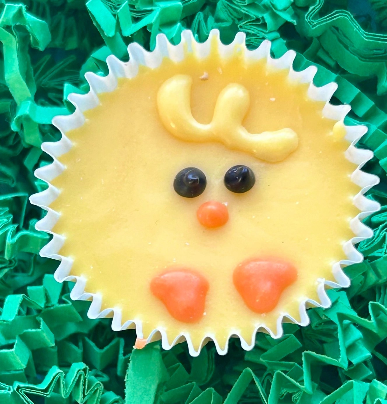 Chick Paw Cups SOFT TREATS!!! ( CASE OF 12)